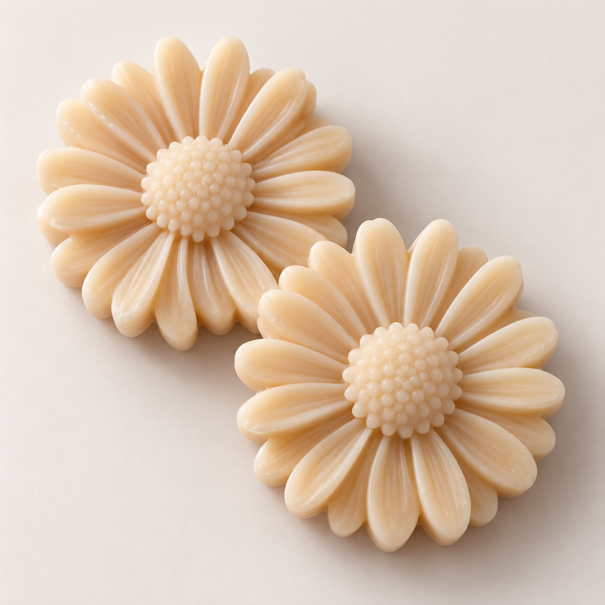 Sun Drenched Linen pack of 2 daisy wax melts